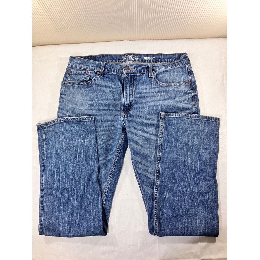 Signature Levi Strauss Mens W38 L34 Straight Leg Blue Denim Jeans Pants